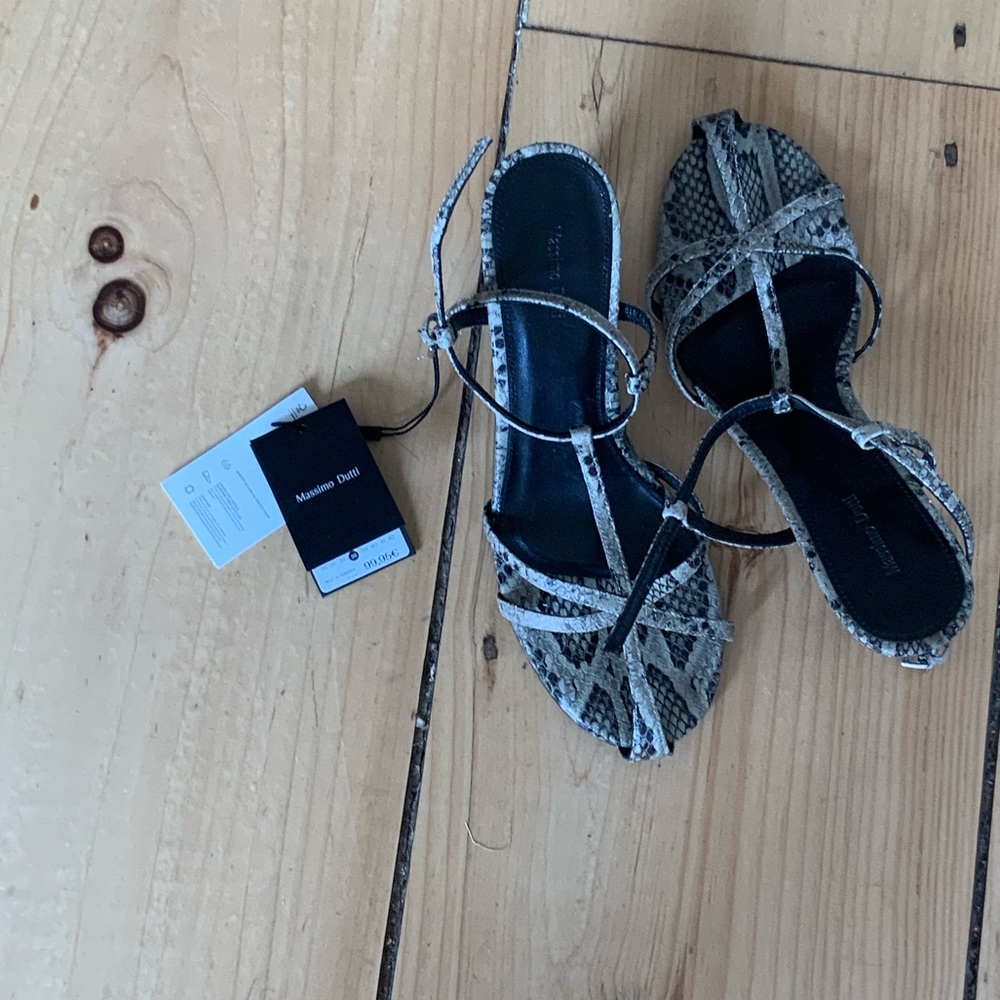 Massimo Dutti Snake-Print Strappy Sandals in Black and Gray